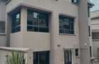 5 Bed Townhouse with En Suite in Lavington - 1