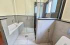 5 Bed House with En Suite in Lavington - 9