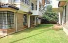 5 Bed Townhouse with En Suite at Lavington Green - 1