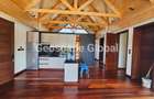 5 Bed House with En Suite in Runda - 8