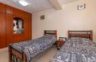 3 Bed Apartment with En Suite in Parklands - 7