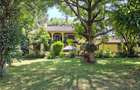 4 Bed House with En Suite in Nyari - 1