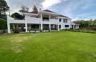 5 Bed House with En Suite in Runda - 1