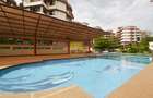 4 Bed Apartment in Parklands - 18
