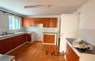 4 Bed House with En Suite in Hill View - 9
