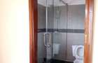 5 Bed House with En Suite in Runda - 11