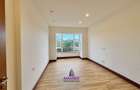 3 Bed Apartment with En Suite at City Park Drive - 9