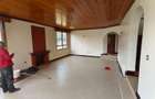 5 Bed House with En Suite at Lavington Green - 5
