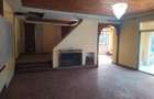 5 Bed House with En Suite in Loresho - 12