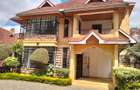 5 Bed Townhouse with En Suite at Lavington - 1