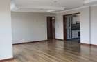 3 Bed Apartment with En Suite in Riverside - 4