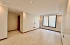 4 Bed Apartment with En Suite in Spring Valley - 8