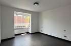 3 Bed Apartment with En Suite in Riverside - 13