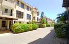 5 Bed Townhouse with En Suite at Lavington Green - 1