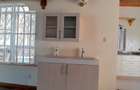 4 Bed House with En Suite in Spring Valley - 8