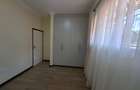 Furnished 2 Bed Apartment with En Suite at Close To Un - 16