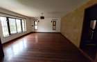 5 Bed Townhouse with En Suite at Lavington - 5