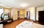 3 Bed Apartment with En Suite in Parklands - 14