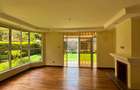 5 Bed Townhouse with En Suite at Owashika Road - 2