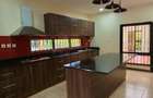 5 Bed House with En Suite in Runda - 7