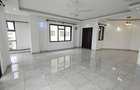 3 Bed Apartment with En Suite in Kizingo - 14