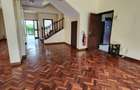 5 Bed Townhouse with En Suite at Lavington - 11