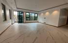 5 Bed Apartment with En Suite in Spring Valley - 14