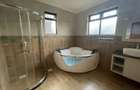 5 Bed Townhouse with En Suite in Lavington - 14
