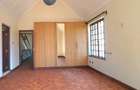 5 Bed Townhouse with En Suite in Lavington - 11