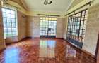 3 Bed Townhouse with En Suite in Ridgeways - 5