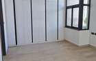 5 Bed Townhouse with En Suite at Lavington Green - 14