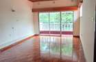 5 Bed House with En Suite at Rosslyn Road - 19