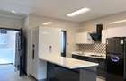 1 Bed Apartment with En Suite at Riverside Drive - 6