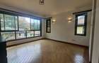 4 Bed Villa with En Suite at Kyuna Close - 10