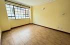 5 Bed Townhouse with En Suite in Lavington - 4