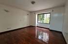 3 Bed Apartment with En Suite in Kileleshwa - 5