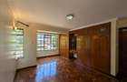 3 Bed Apartment with En Suite in Kilimani - 9