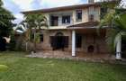5 Bed Townhouse with En Suite in Kitisuru - 1