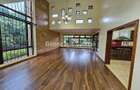 5 Bed House with En Suite in Runda - 17