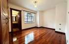 4 Bed Villa with En Suite in Spring Valley - 9