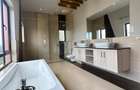 4 Bed Apartment with En Suite at Mandera Road - 9