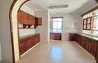 4 Bed House with En Suite at Nyari Central - 8