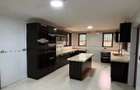 5 Bed Townhouse with En Suite at Lavington - 4