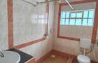 5 Bed Townhouse with En Suite at Westlands - 7