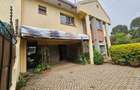 5 Bed Townhouse with En Suite at Lavington - 14