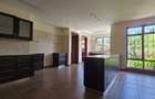 5 Bed House with En Suite in Runda - 17