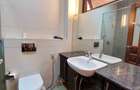 3 Bed Apartment with En Suite in Parklands - 6