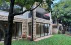 5 Bed Townhouse with En Suite at Convent Drive - 8