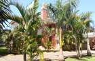 6 Bed Townhouse with En Suite at Karen Hardy - 2