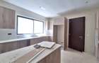 5 Bed Townhouse with En Suite at Lavington - 7